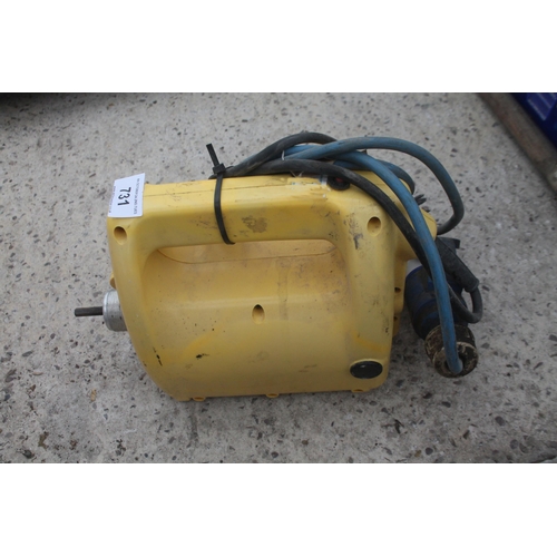 731 - ELECTRIC 240V CONCRETE POKER AND FLEX  NO VAT