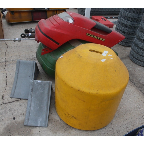 744 - 2 HOODS, 2 WHEEL CHOCKS AND YELLOW TUBS  +  VAT