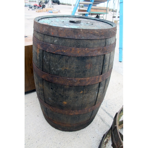 797 - OAK BARREL  NO VAT