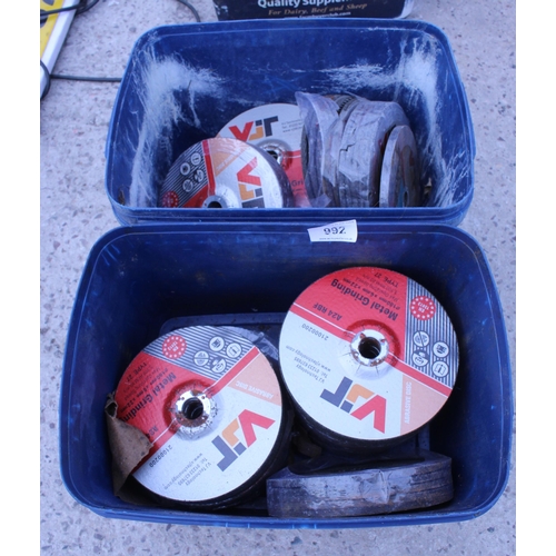 992 - TWO BOXES GRINDING DISCS - NO VAT