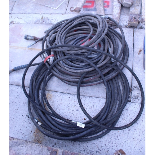 997 - ASSORTED HOSES - NO VAT