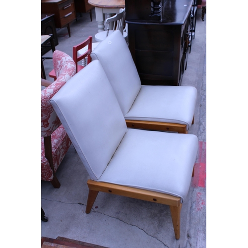 2962 - A PAIR OF RETRO ARMLESS BEDROOM CHAIRS