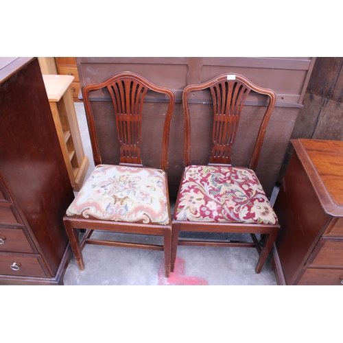 2876 - A PAIR OF MAHOGANY EDWARDIAN DINING CHAIRS WITH FLORAL WOOLWORK SEATS