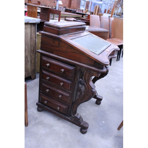 2893 - A VICTORIAN STYLE DAVENPORT WITH EIGHT DRAWERS AND SCROLL FRONT SUPPORTS