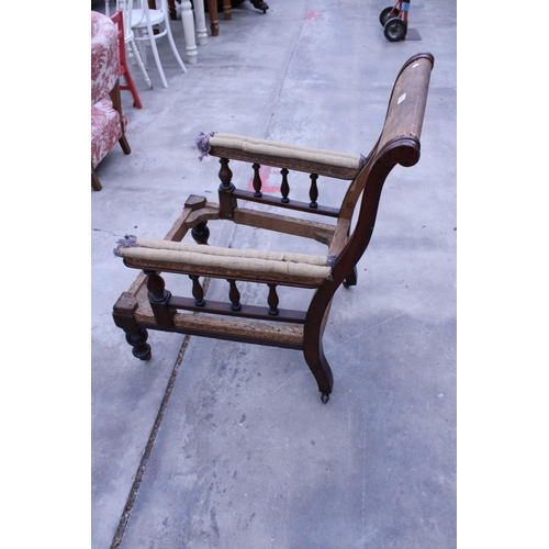 2918 - A LATE VICTORIAN LOUNGE CHAIR FRAME