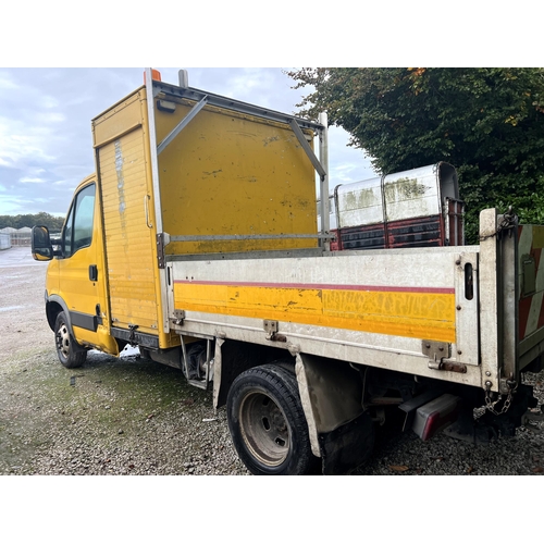 166 - IVECO DAILY  WK58 DJJ NO MOT GOOD TYRES ALLROUND STARTS AND RUNS WELL.  TIPPER WORKS BUT NEEDS SOME ... 