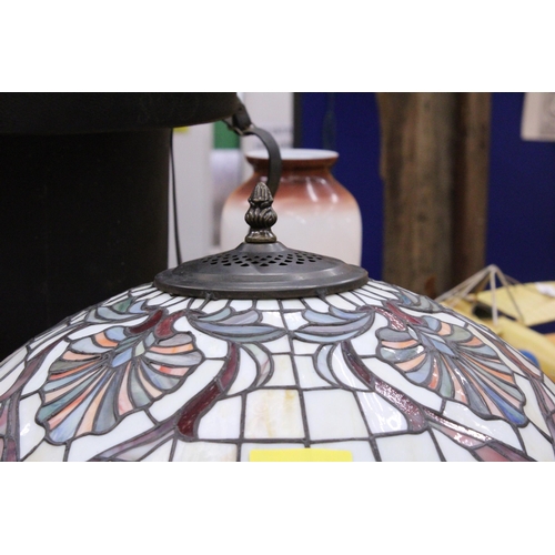 80 - A LARGE TIFFANY STYLE LIGHT SHADE