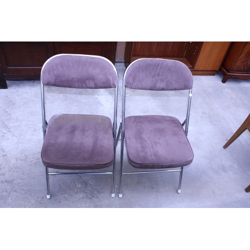 3038 - A PAIR OF MODERN FOLDING CHAIRS ON POLISHED CHROME FRAMES