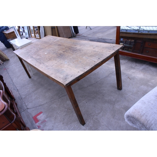 3047 - A VICTORIAN SCRUB PLANK TOP KITCHEN TABLE 89 X39