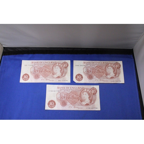 314 - SIX BANK OF ENGLAND TEN SHILLINGS' NOTES FEATURING QUEEN ELIZABETH II SIGNED BY CHIEF CASHIER J.S. F... 