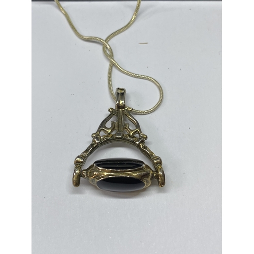 680 - A MARKED SILVER NECKLACE WITH A BLACK ONYX FOB PENDANT IN A PRESENTATION BOX