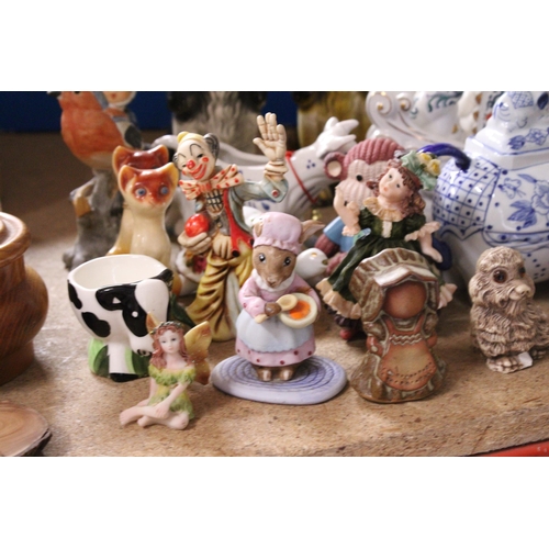 998 - A LARGE QUANTITY OF CERAMIC ANIMALS AND FIGURES