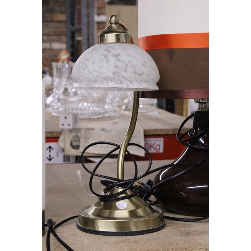 1108 - FOUR TABLE TOP LAMPS TO INCLUDE TWO WITH FABRIC SHADES AND TWO WITH GLASS SHADES