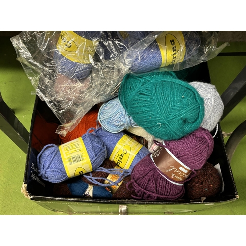 1126 - A LARGE QUANTITY OF VINTAGE KNITTING RELATED ITEMS TO INCLUDE BALLS OF WOOL, KNITTING NEEDLES, KNITT... 