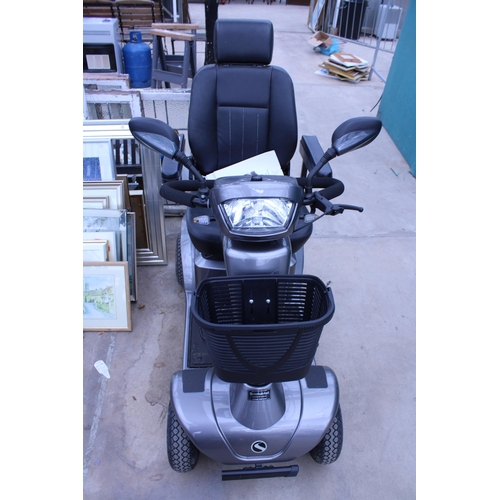 1650A - A STERLING S425 SHOP RIDER MOBILITY SCOOTER COMPLETE WITH CHARGER, KEY, MANUAL AND COVER BELIEVED IN... 