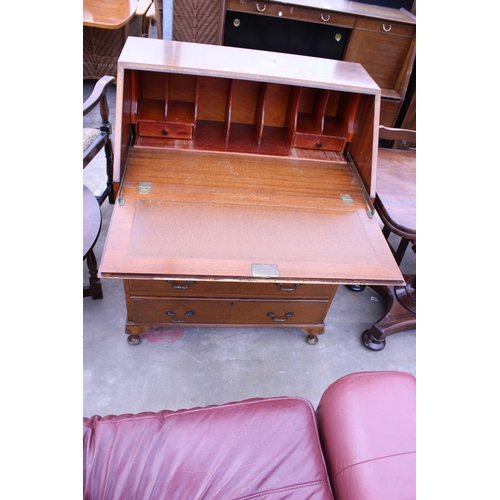 2609 - A MID 20TH CENTURY OAK BUREAU ON CABRIOLE LEGS BEARING NORTHAMPTON CABINET COMPANY, 30