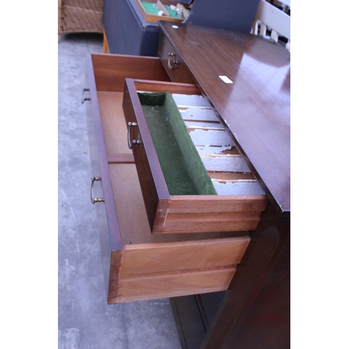 2735 - A MID 20TH CENTURY MAHOGANY CHEST OF TWO SHORT AND THREE LONG DRAWERS, 39