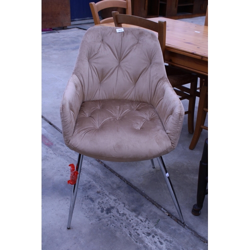 3019 - A BUTTON BACK BEDROOM CHAIR ON POLISHED CHROME LEGS