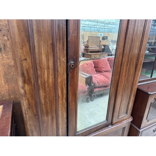 2527 - A VICTORIAN MAHOGANY MIRROR-DOOR WARDROBE WITH SINGLE DRAWER TO BASE, 48