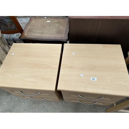 2641 - A PAIR OF BEDSIDE CHESTS