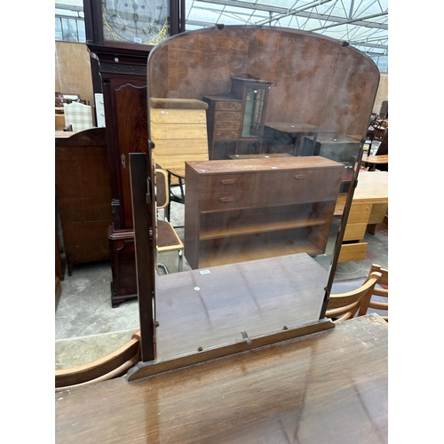 2646 - A MID 20TH CENTURY WALNUT DRESSING TABLE ON CABRIOLE LEGS, 41.5