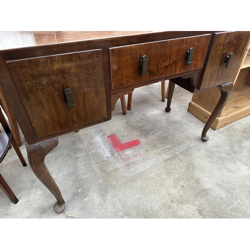 2646 - A MID 20TH CENTURY WALNUT DRESSING TABLE ON CABRIOLE LEGS, 41.5