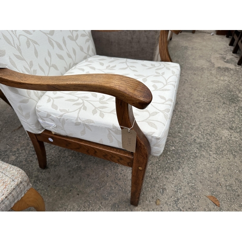 2654 - A MID 20TH CENTURY OAK PARKER KNOLL ARM CHAIR