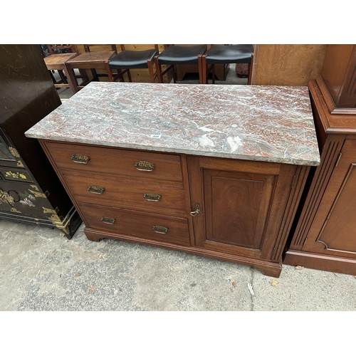 2659 - A VICTORIAN SATINWOOD MARBLE TOP WASHSTAND ENCLOSING THREE DRAWERS AND CUPBOARDS TO BASE, 42