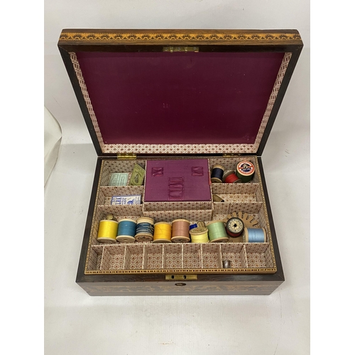 14 - A 19TH CENTURY TUNBRIDGE WARE ROSEWOOD SEWING/WORK BOX WITH FITTED LIFT OUT INTERIOR WITH A HINGED L... 