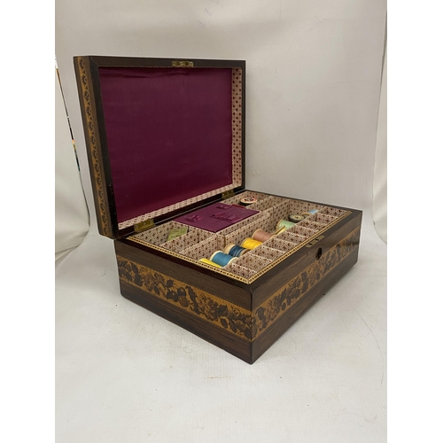 14 - A 19TH CENTURY TUNBRIDGE WARE ROSEWOOD SEWING/WORK BOX WITH FITTED LIFT OUT INTERIOR WITH A HINGED L... 