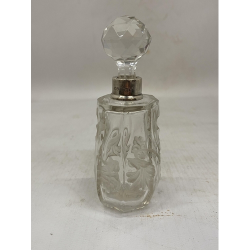 5 - THREE HALLMARKED SILVER AND GLASS ITEMS TO INCLUDE A GLASS PERFUME BOTTLE WITH A SILVER COLLAR, CUT ... 