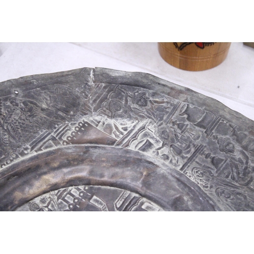 214 - A LARGE VINTAGE COPPER TRAY WITH EMBOSSED INDIAN SCENES, 70CM X 47CM