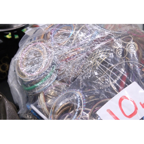 72 - A 10KG BAG OF COSTUME JEWELLERY