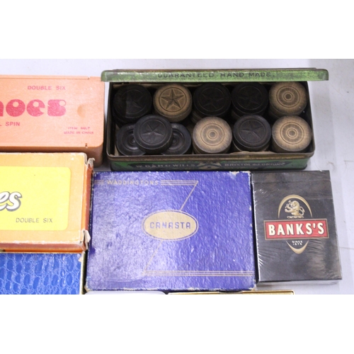 91 - A COLLECTION OF VINTAGE GAMES TO INCLUDE DRAUGHTS, CARDS, CRIBBAGE BOARD, CARDS, ETC.,