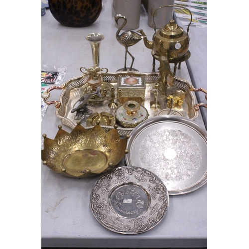 92 - A QUANTITY OF BRASS AND SILVER PLATE TO INCLUDE A TEAPOT AND TRIVET, JEWELLERY BOX, DOLPHIN FIGURE, ... 