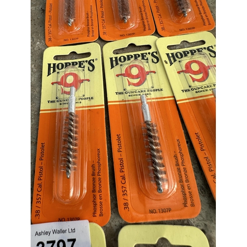 3797 - SIXTY FOUR HOPPES SLOTTED ENDS AND TOURNADO BRUSHES