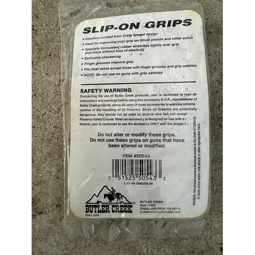 3863 - TWENTY FOUR BUTLER CREEK SLIP ON GRIPS