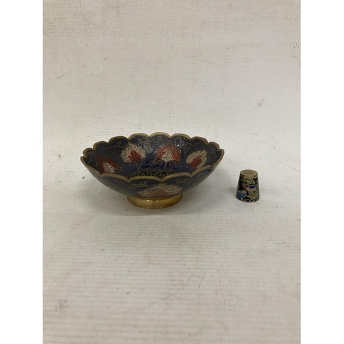  A BRASS ENAMELLED PEACOCK BOWL TOGETHER WITH A CLOISS0NNE ENAMELLED THIMBLE