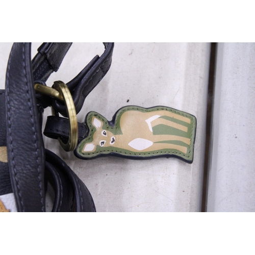 206 - AN AS NEW LAKELAND SHOULDER BAG WITH 'THE WINDEMERE INN' AND SHEEP DESIGN