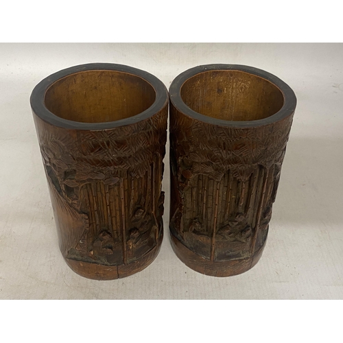 313 - A PAIR OF CHINESE CYLINDRICAL SHAPE CARVED BAMBOO ROOT BRUSH POTS - 16 CM