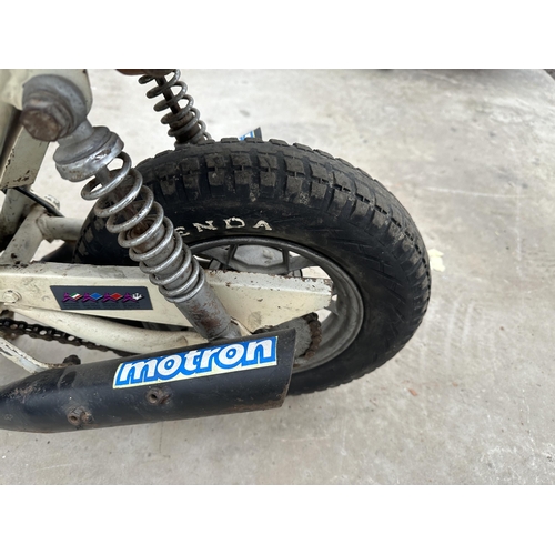 1561 - A VINTAGE MV AGUSTA MINI MOTORCYCLE, WHEEL HUB DIAMETER 22 CM, TWO EXHAUSTS
