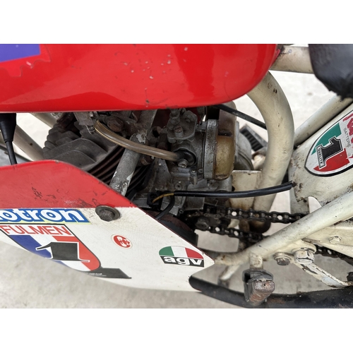 1561 - A VINTAGE MV AGUSTA MINI MOTORCYCLE, WHEEL HUB DIAMETER 22 CM, TWO EXHAUSTS