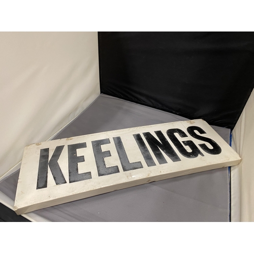 22 - A VINTAGE CERAMIC AND GLAZED SIGN KEELINGS 43.5CM X 15CM