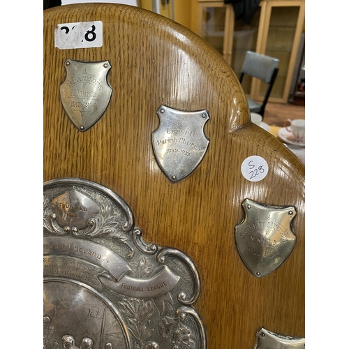 45 - A LARGE WOODEN TROPHY WITH CENTRE SHIELD STATING FOUNDED 1913 FOR THE CHURCH OF ENGLAND NORTHWEST DU... 