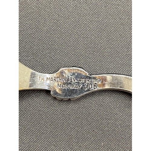 5 - T H MARTHINSEN NORWAY DECORATIVE 925 SILVER SPOON