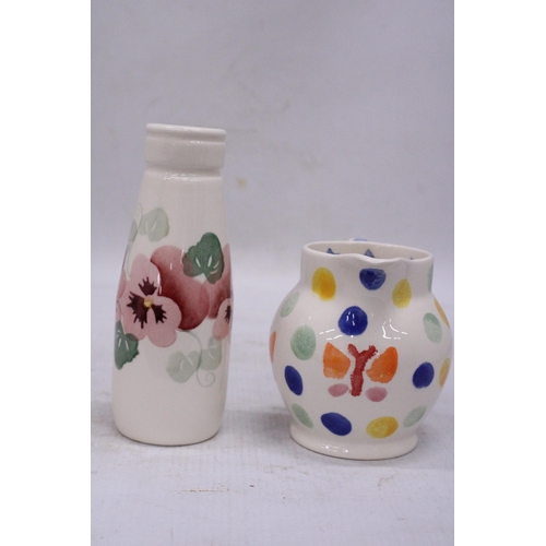 123 - TWO PIECES OF EMMA BRIDGEWATER POTTERY TO INCLUDE A BOTTLE AND A JUG FROM THE BRIDGEWATER CAFE, SIGN... 