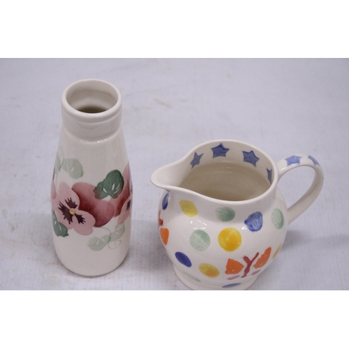 123 - TWO PIECES OF EMMA BRIDGEWATER POTTERY TO INCLUDE A BOTTLE AND A JUG FROM THE BRIDGEWATER CAFE, SIGN... 