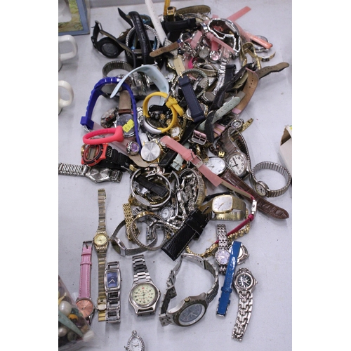 126 - A LARGE QUANTITY (100 IN TOTAL) OF MECHANICAL AND BATTERY WATCHES