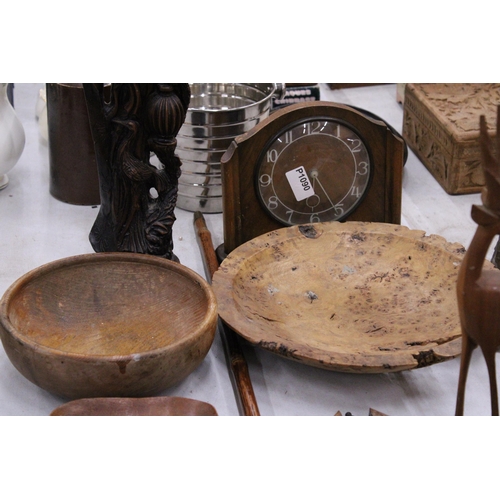 171 - A LARGE QUANTITY OF TREEN TO INCLUDE A LARGE CARVED ROOTWOOD FIGURE OF A LADY, BOOKENDS, BRUSH POTS,... 