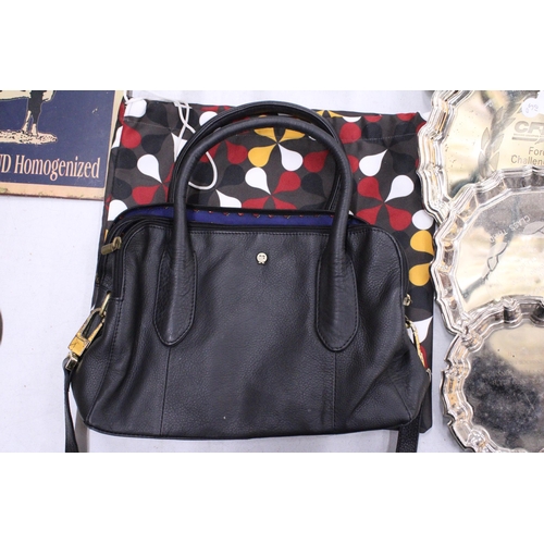 185 - A GENUINE YOSHI HANDBAG IN BLACK LEATHER WITH DETACHABLE SHOULDER STRAP AND DUST BAG - NEW